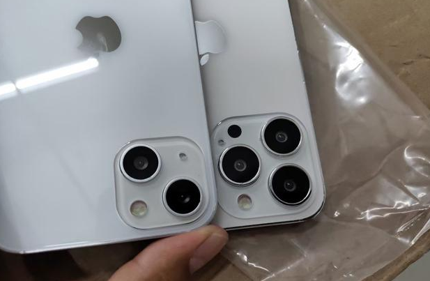 保定苹果手机维修分享iPhone 13‌机模长什么样 
