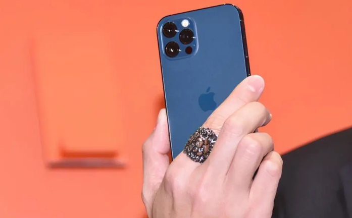 保定苹果手机维修分享iPhone12系列重启方法教程 
